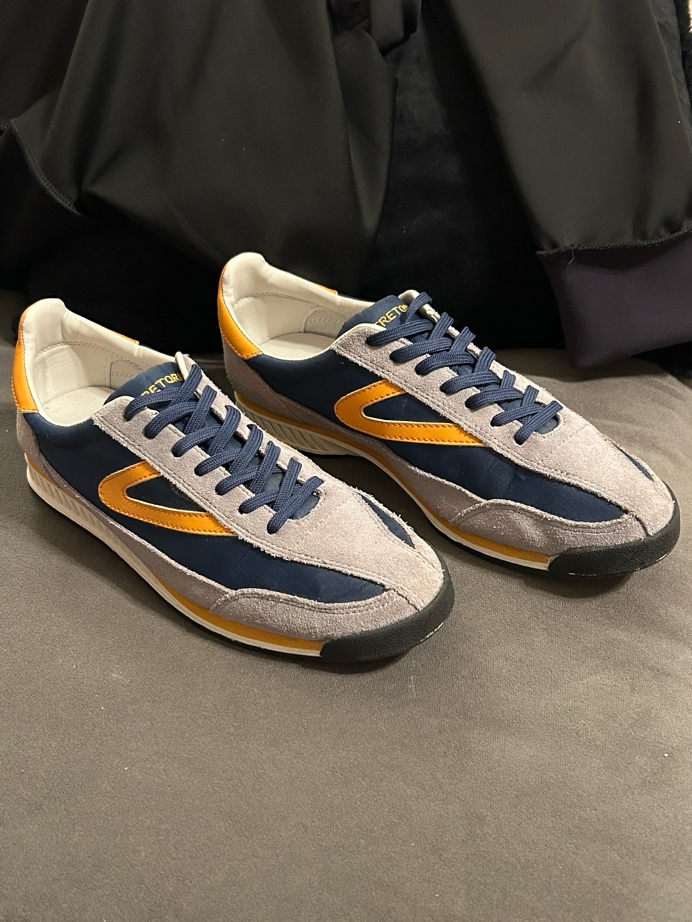 Tretorn Rawlins 2 Retro Sneakers Gray Suede, Blue, and Yellow Size 9.5